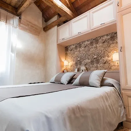 Apartment Ca' Del Mariner With Terrace Venedig