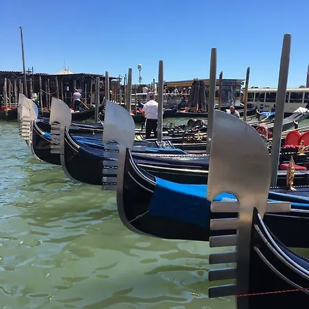 Ca' Del Mariner With Terrace * البندقية